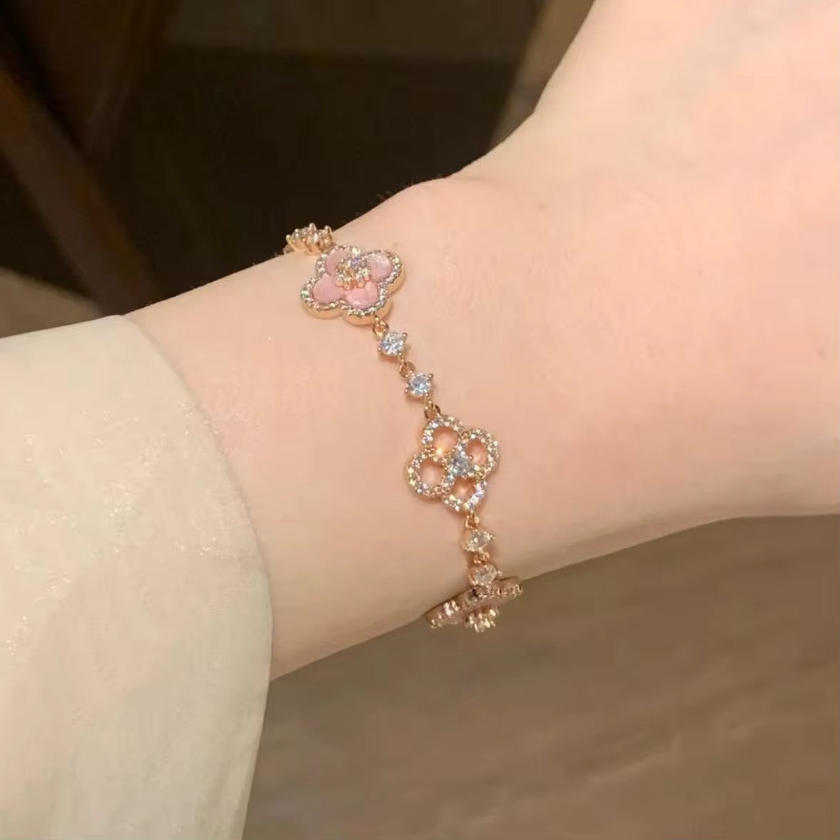 Lucky Four Leaf Clover Natural Stone Bracelet