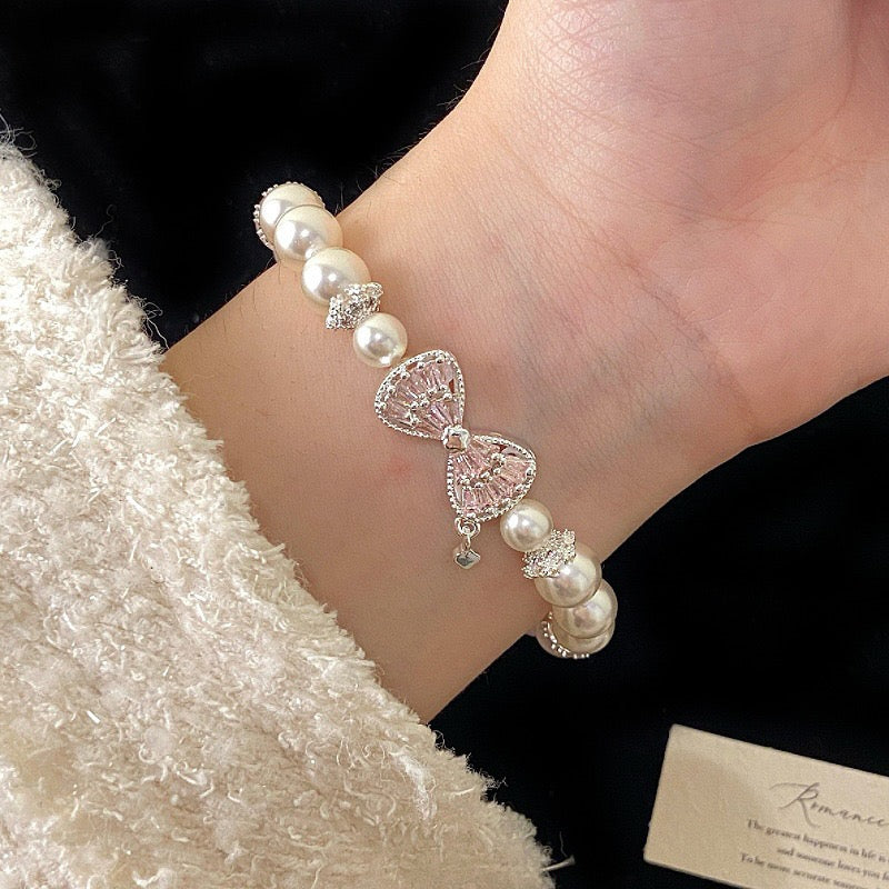 Natural Crystal Lovely Pearl Bracelets