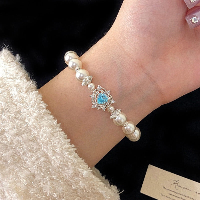 Natural Crystal Lovely Pearl Bracelets