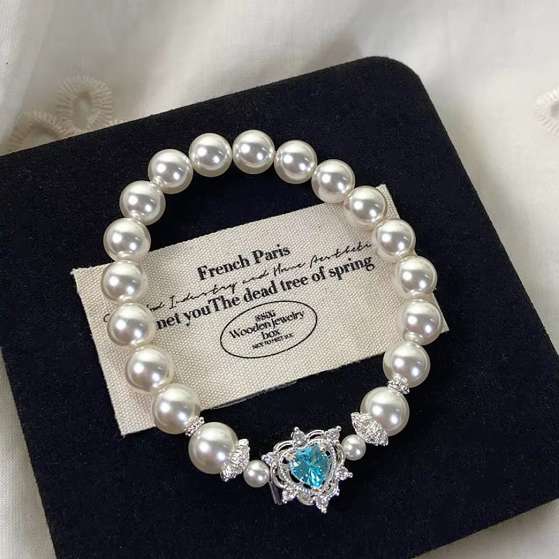 Natural Crystal Lovely Pearl Bracelets