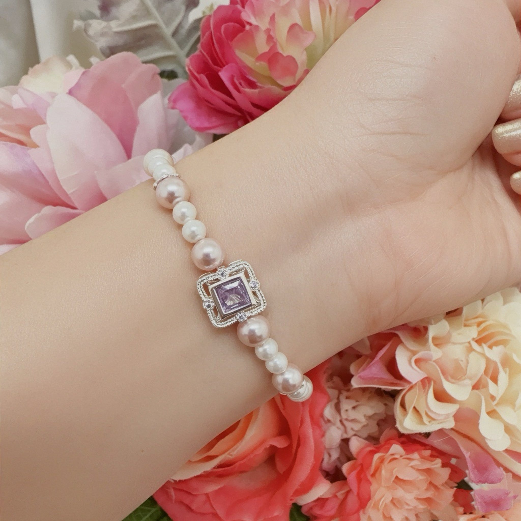 Trendy Pearl Bracelets