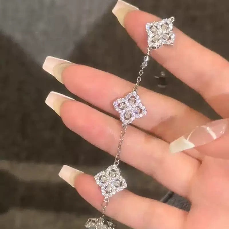 Luxury Four Leaf Clover Bracelet