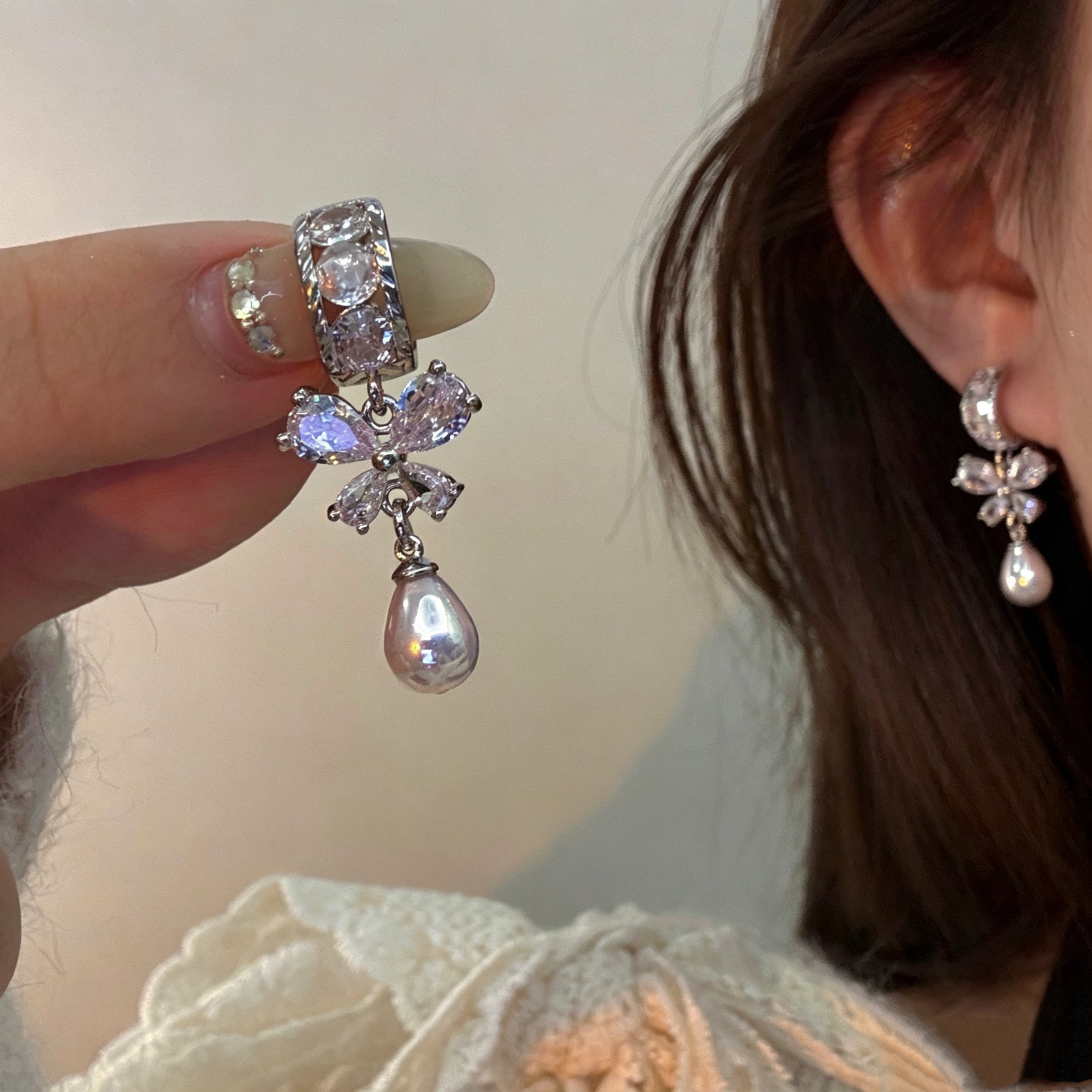 Luxury Zircon Bow Pearl Earrings