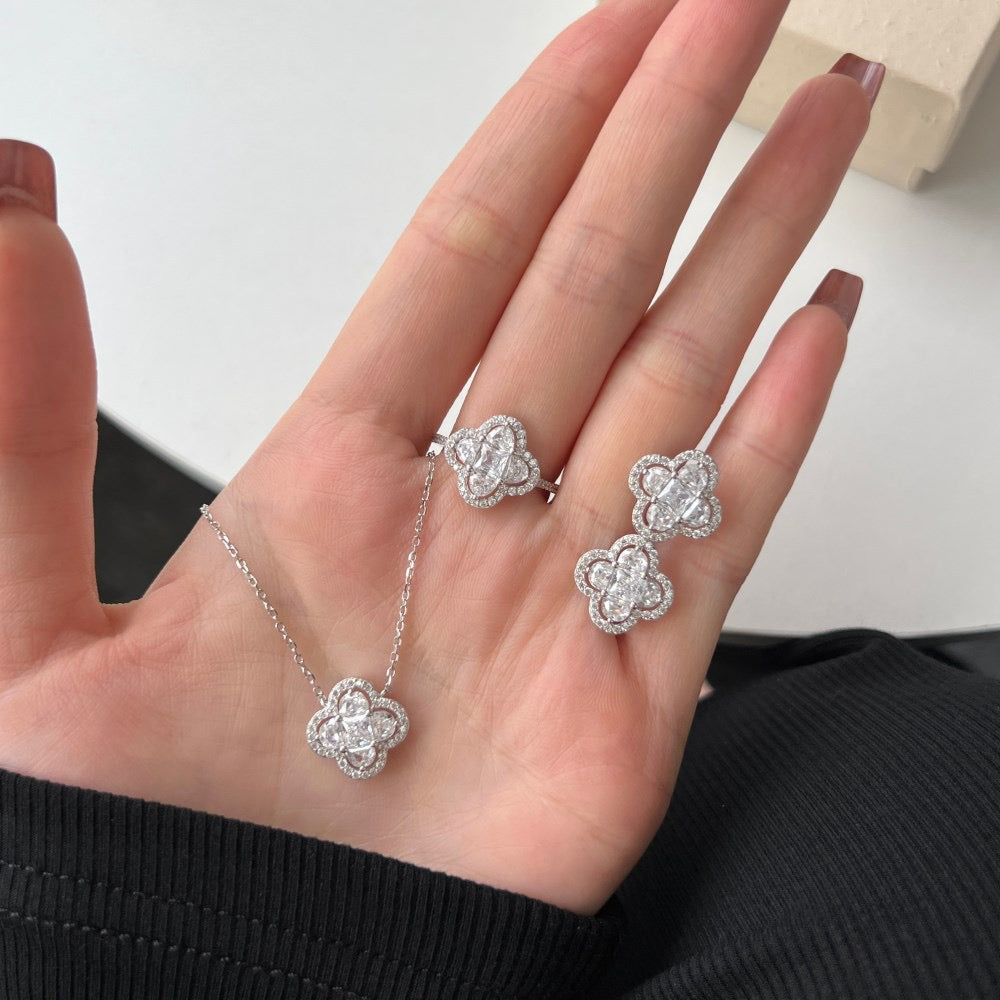 S925 Sterling Silver Luxury Clover Earrings