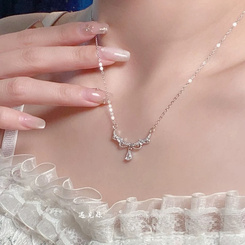 925 Sterling Silver Lace Water Drop Necklace
