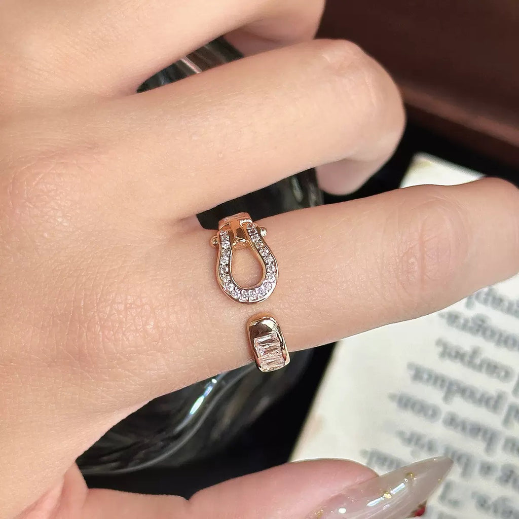 Trendy Horseshoe Shape Zircon Rings