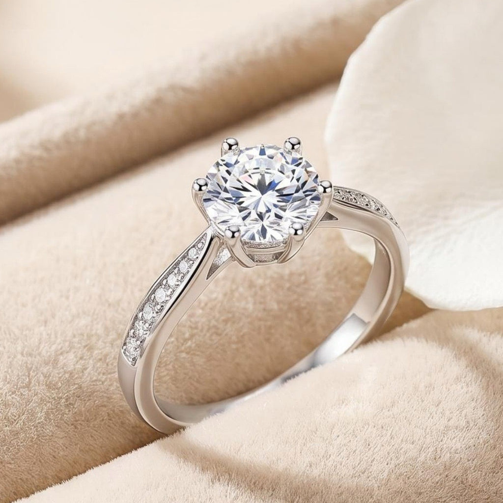 925 Sterling Silver 1CT/2CT Six-prong Moissanite Wedding Ring