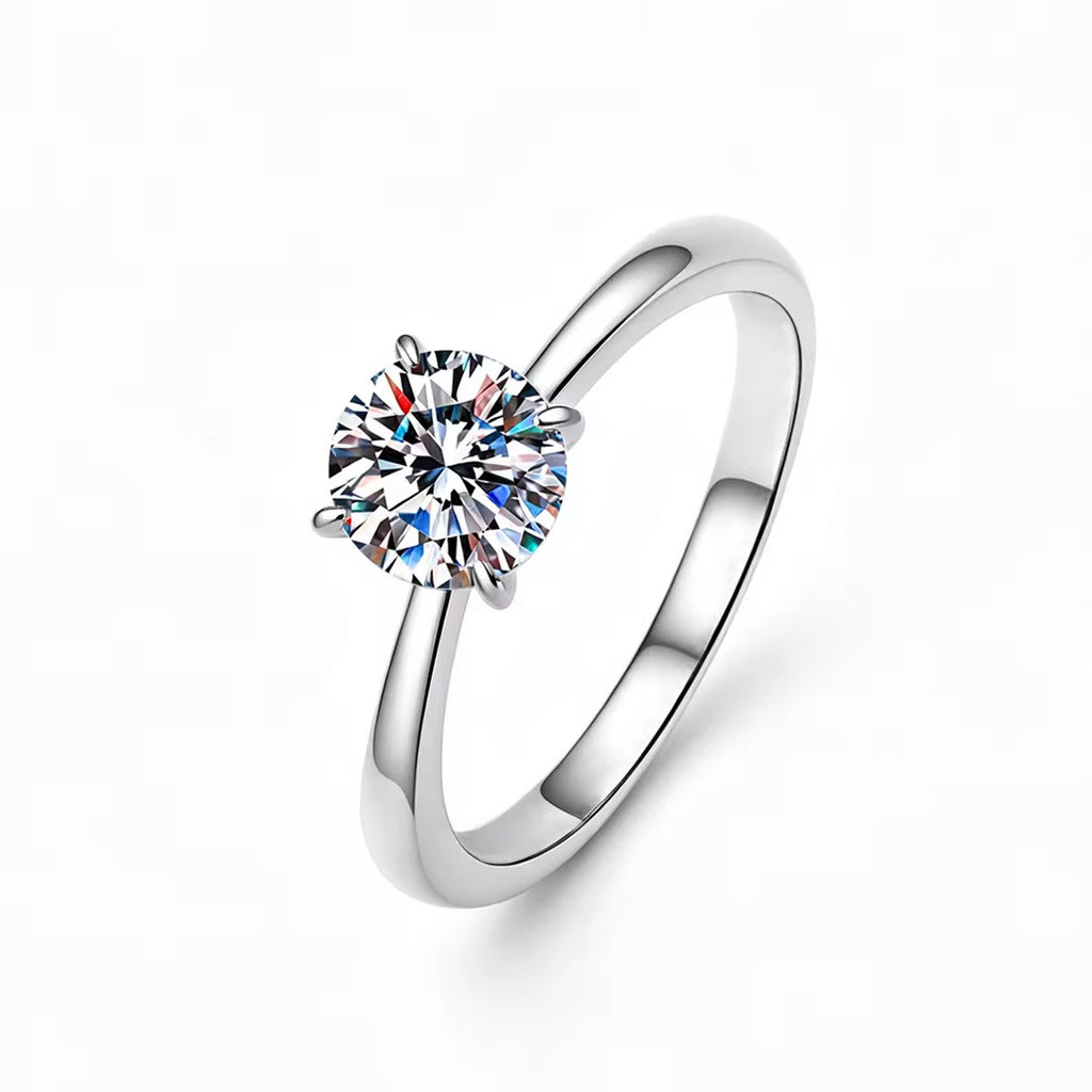 S925 Sterling Silver Classic Four-Prong Moissanite Ring | 1CT & 2CT